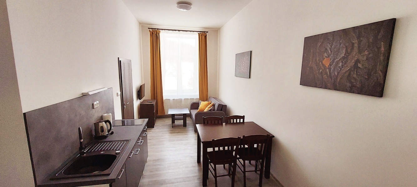 images/fotky/velky-apartman/velky-apartman-3.jpg#joomlaImage://local-images/fotky/velky-apartman/velky-apartman-3.jpg?width=1333&height=600